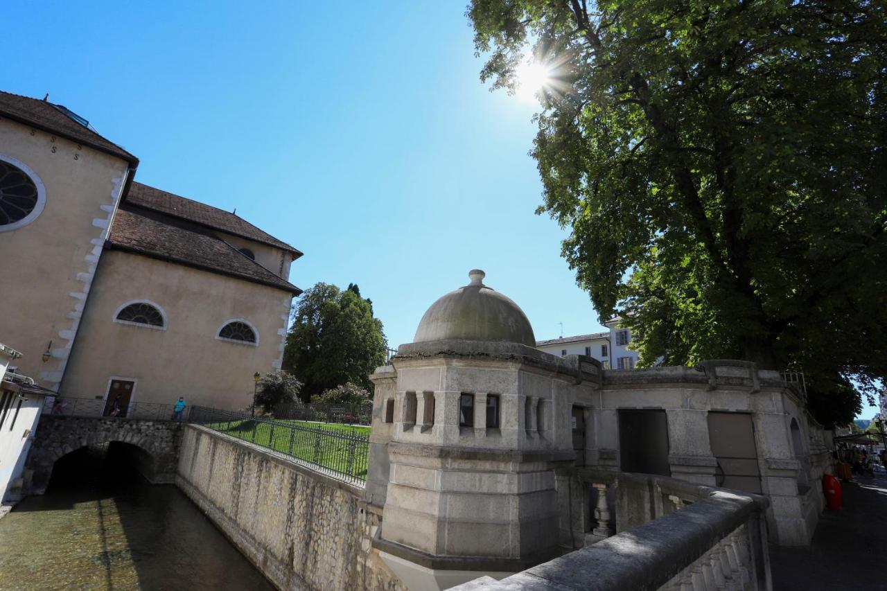 Royalement Bien ! Hyper-Centre - Wifi - Netflix - Disney Plus Annecy Exterior photo